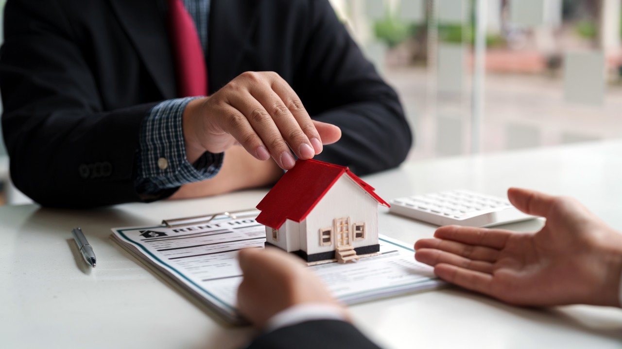 Explained: The Role of a Conveyancer in Property Transactions